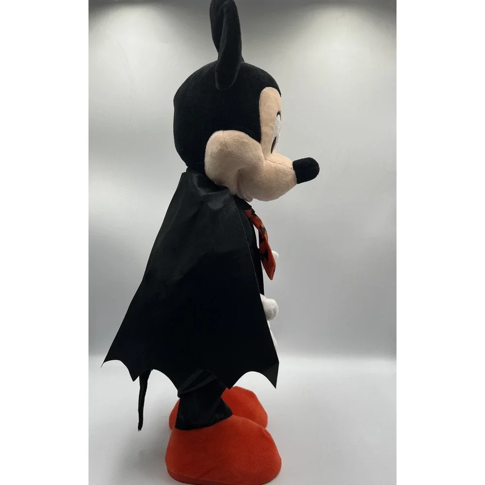 Disney Mickey Mouse Halloween Animated Greeter Black & Orange‎ Bat 19